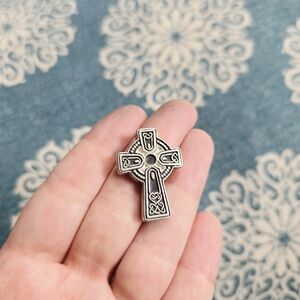 Vintage Silver Cross Bead
